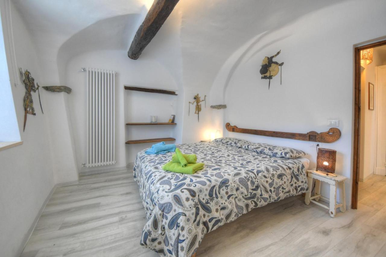 Antica Casa Del Canto Iara - Private Parking Calice Ligure 외부 사진