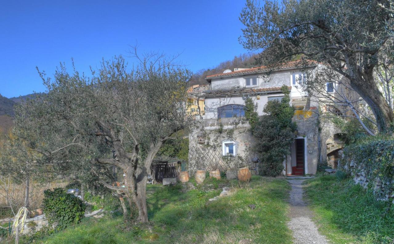 Antica Casa Del Canto Iara - Private Parking Calice Ligure 외부 사진
